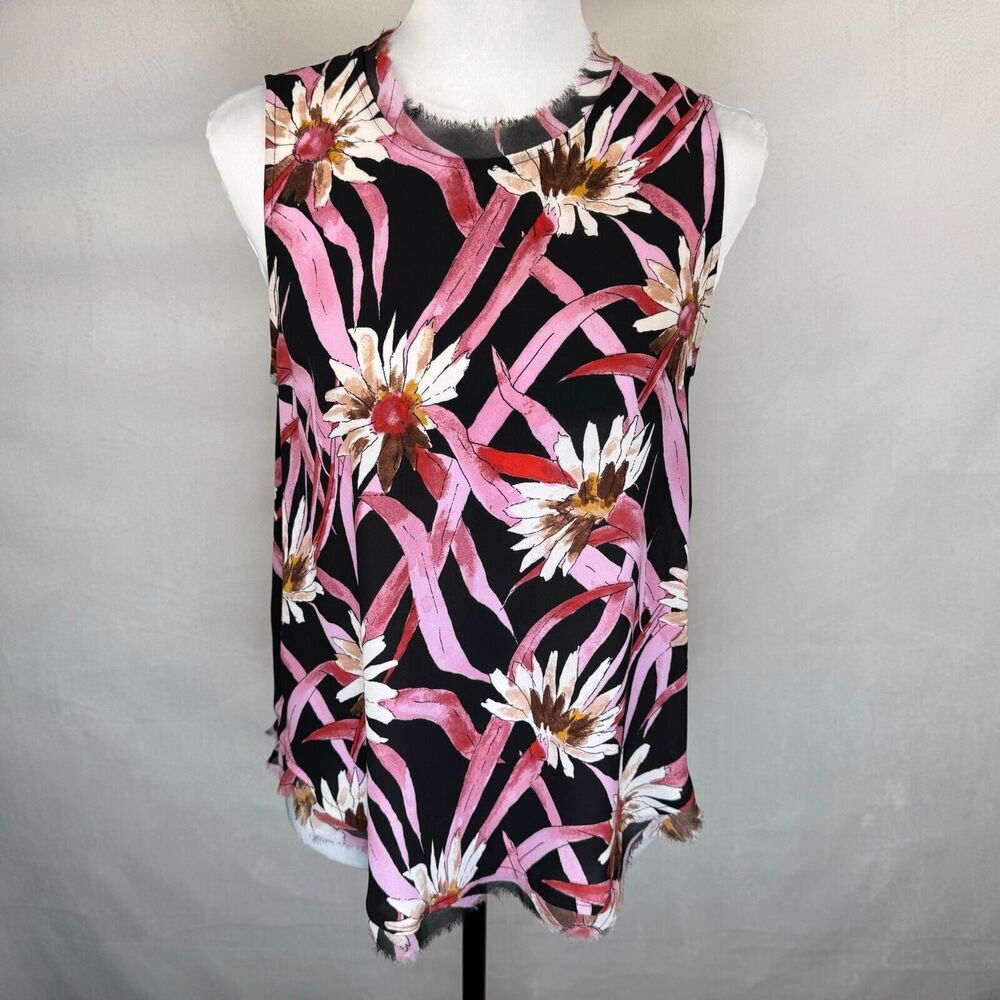 Who What Wear Ladies Top Sz S Black Floral Print Fringe Round Neckline and Hem